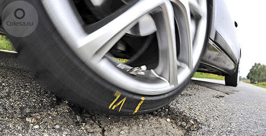 Auto Bild Sportcars: Тест летних шин размера 245/30R20 (2012) - Комфорт